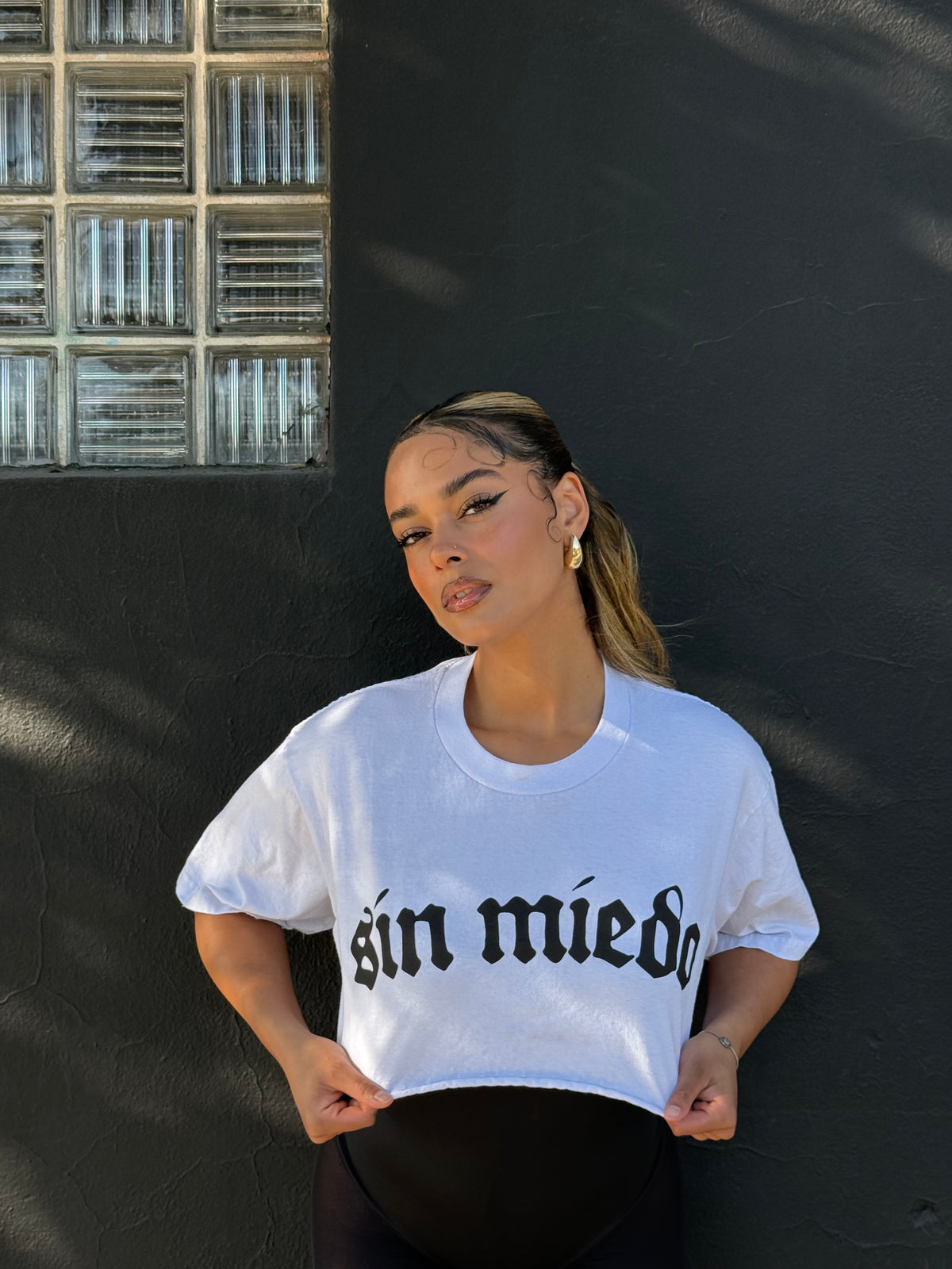 Sin Miedo crop top tee, detail