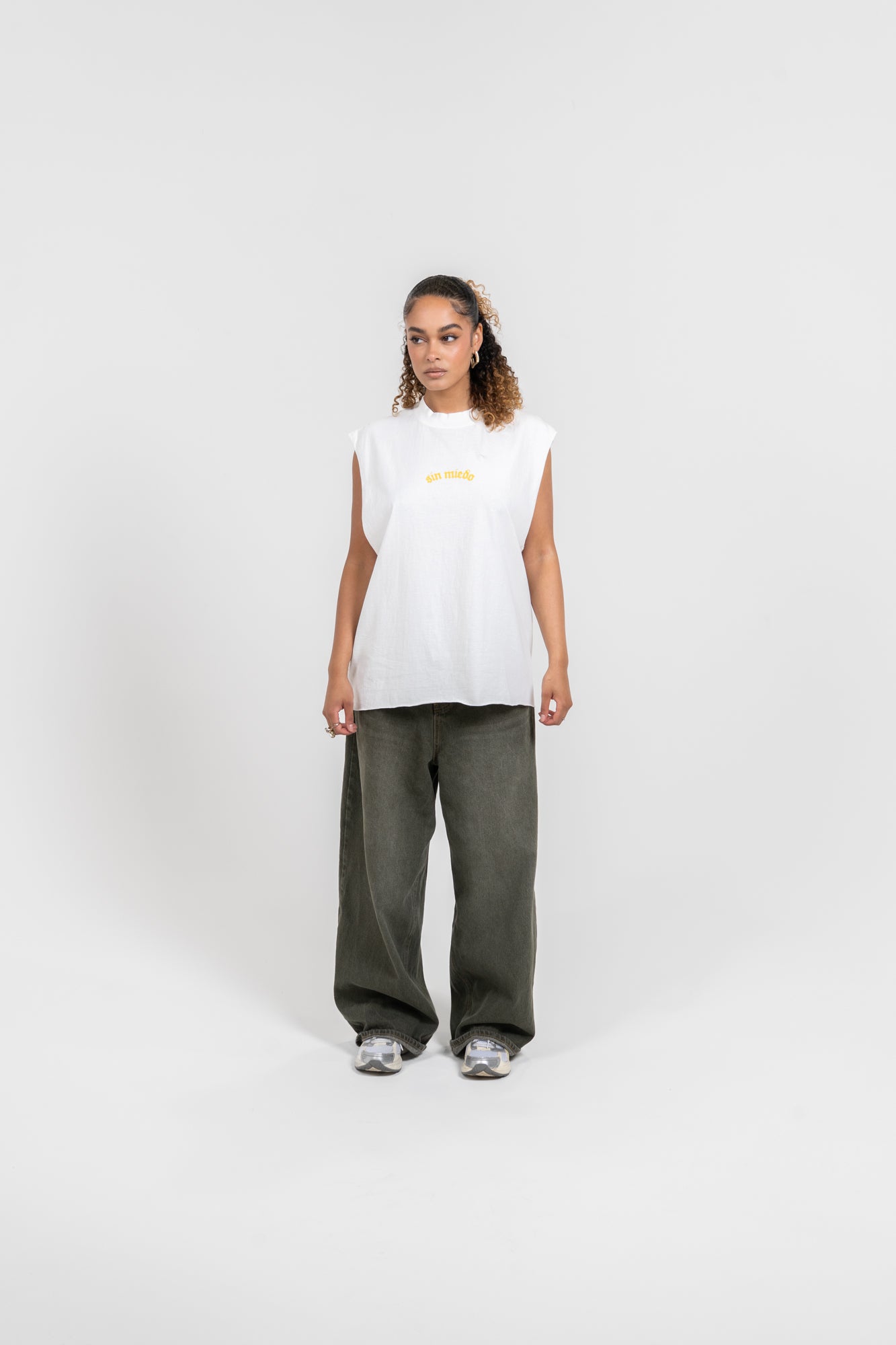 CREMA CUTOFF TEE (UNISEX)