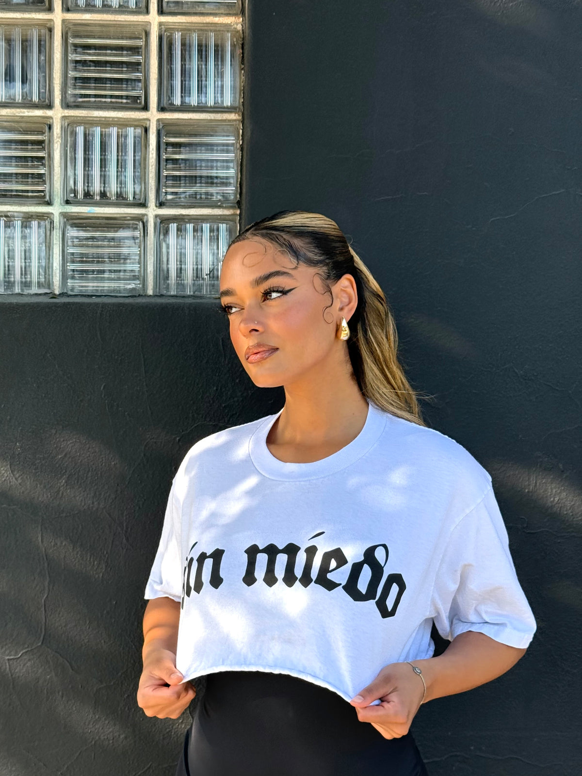 Sin Miedo crop top tee, color option