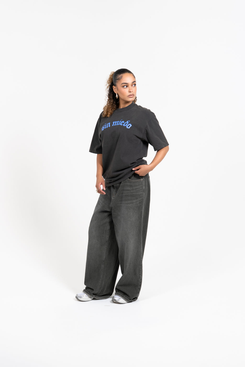 NOCHE AZUL TEE (UNISEX)