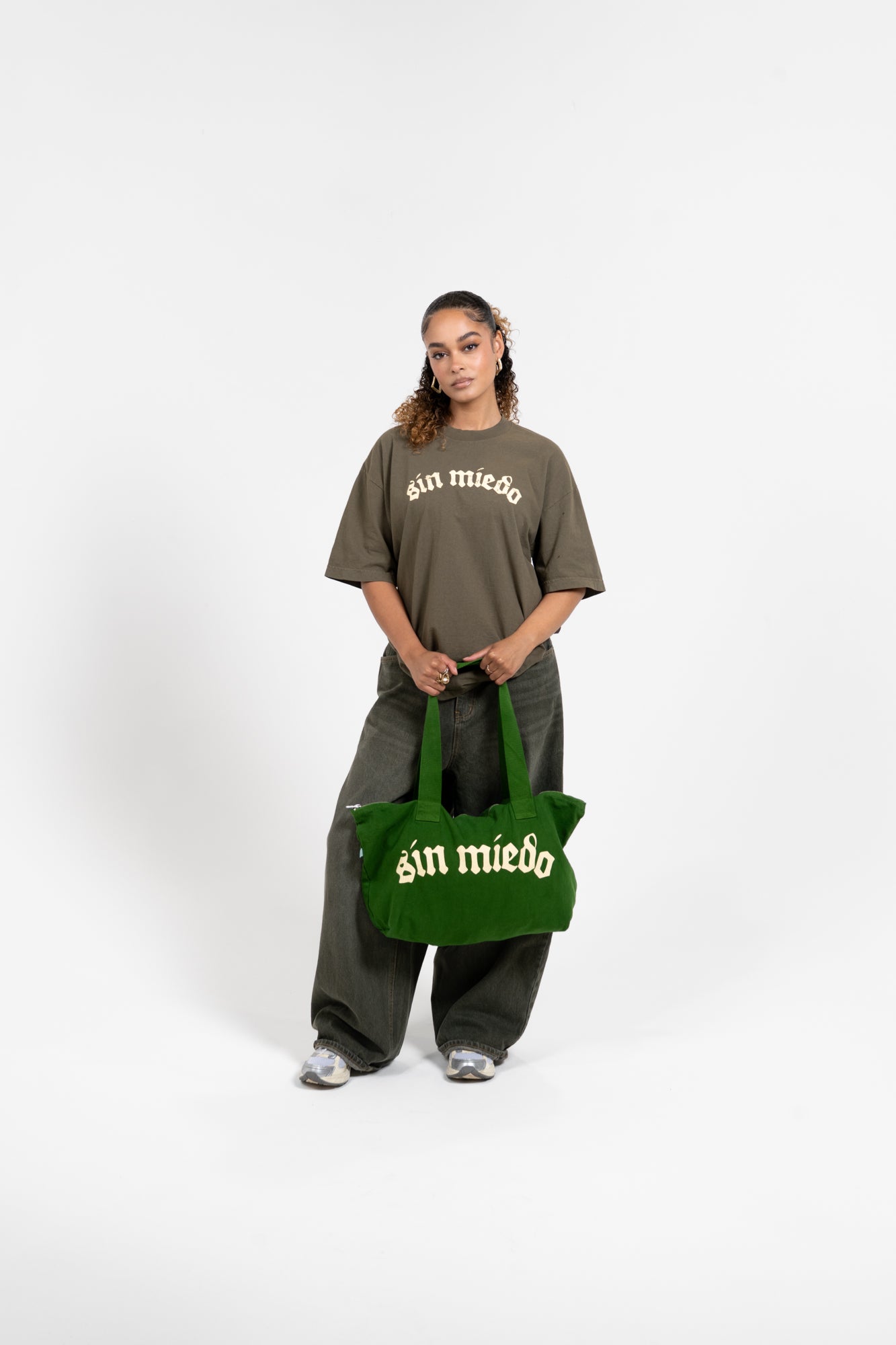 OLIVA TEE (UNISEX)