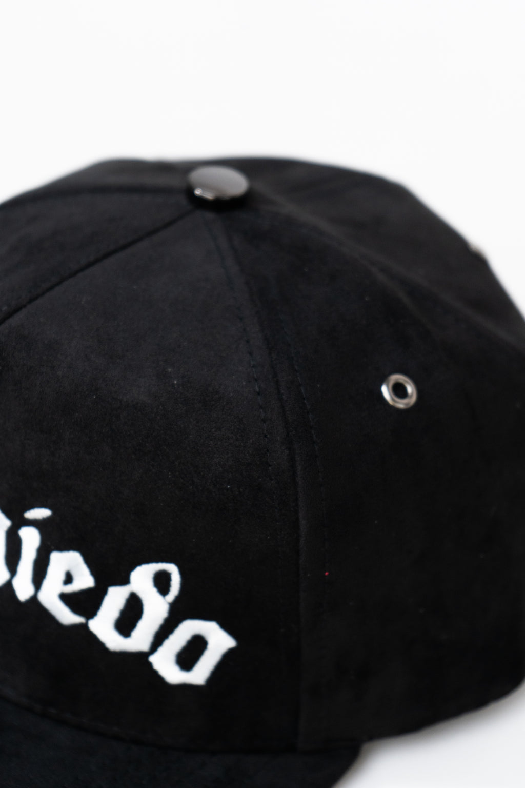 BLACK SUEDE HAT