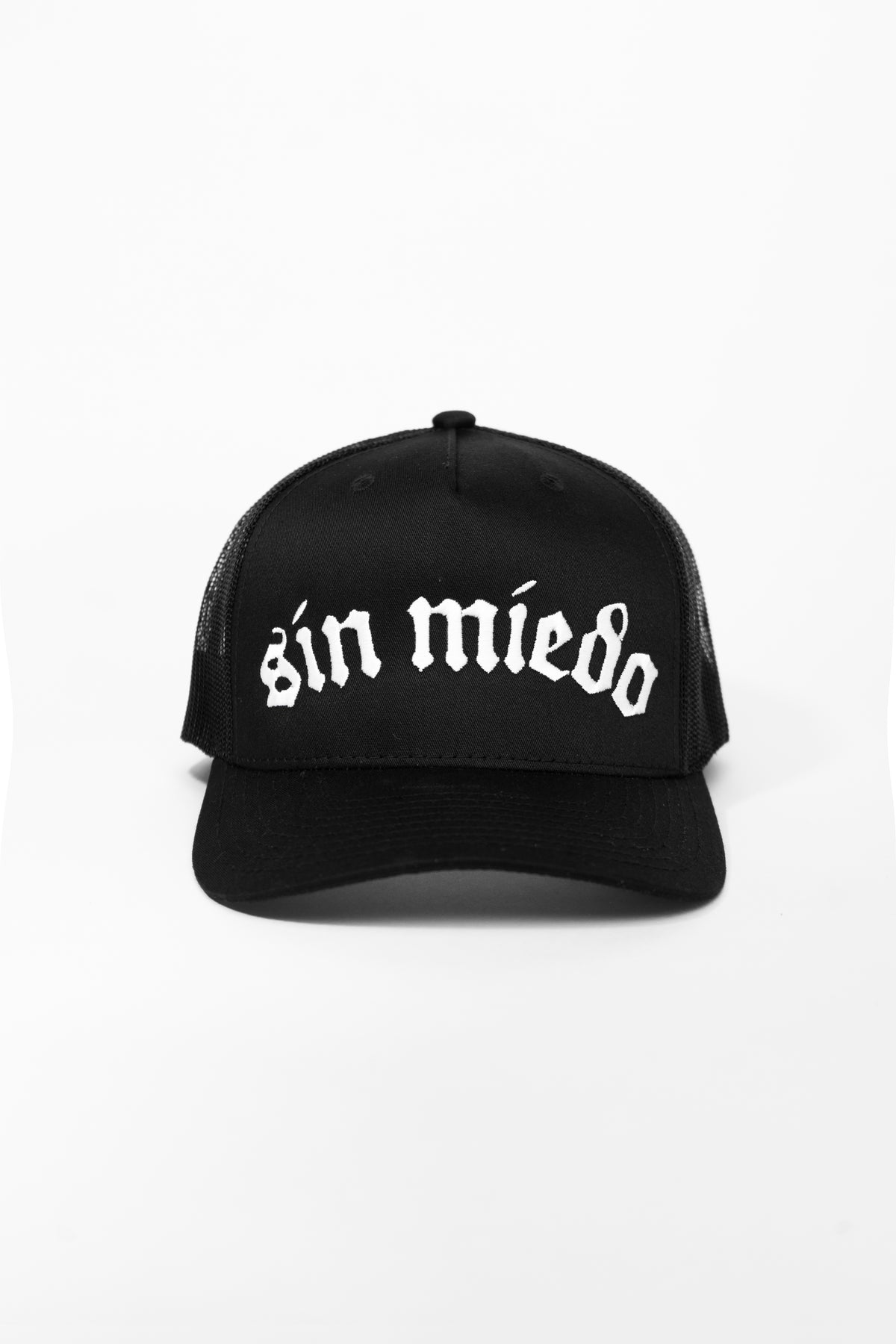 BLACK TRUCKER HAT
