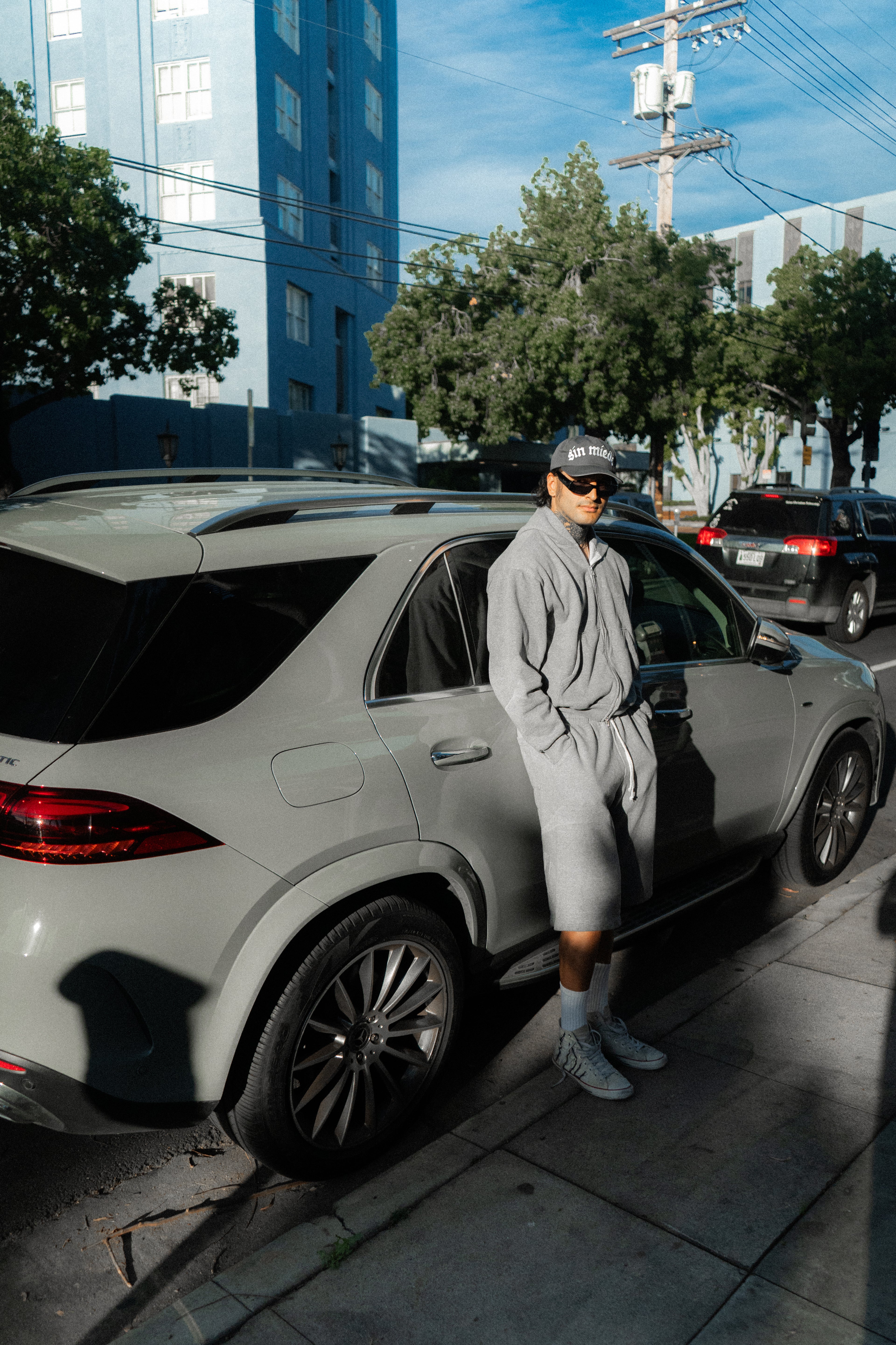 GREY CEMENTO WIDE SHORTS