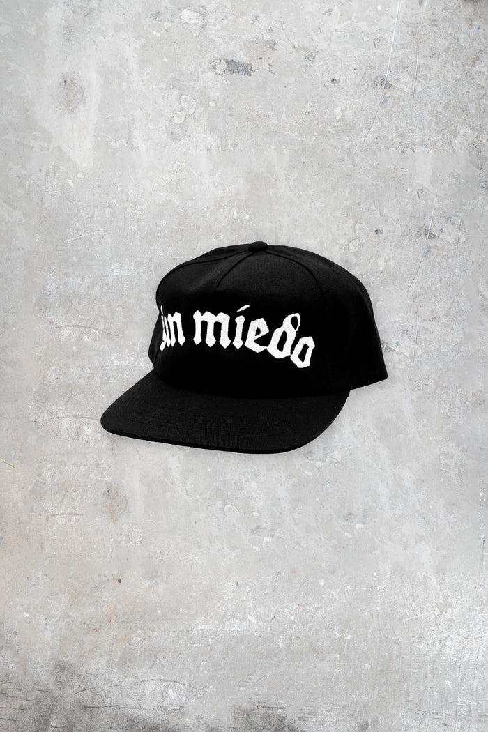 BLACK HAT