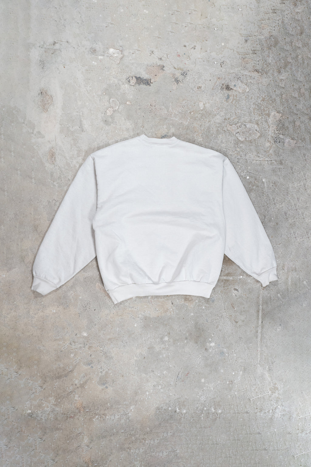 CEMENTO CREWNECK