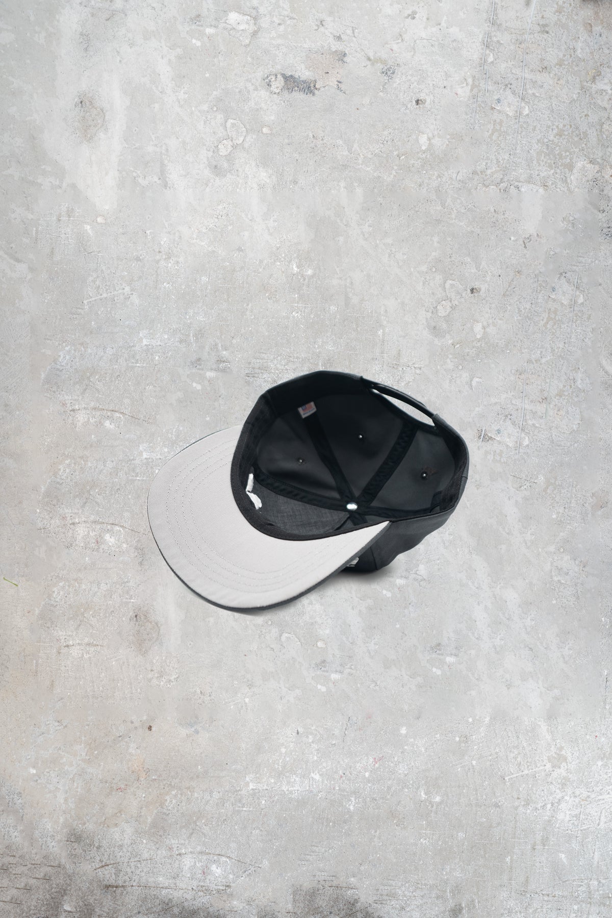 Grey Sin Miedo hat, detail