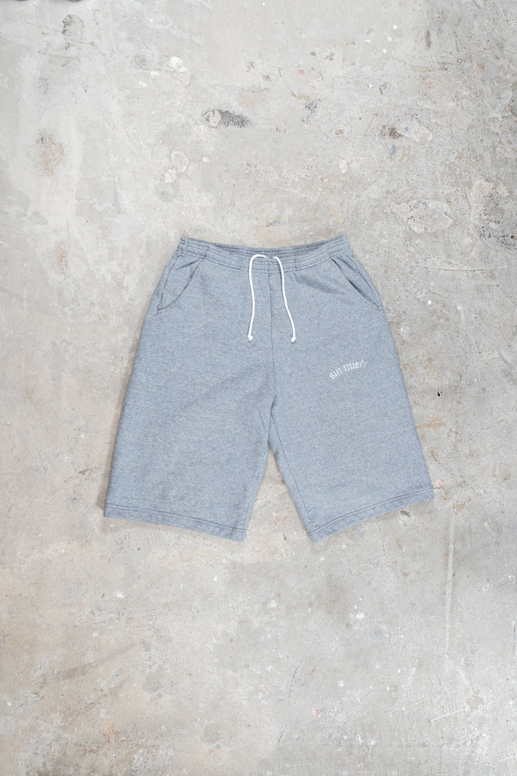 GREY CEMENTO WIDE SHORTS