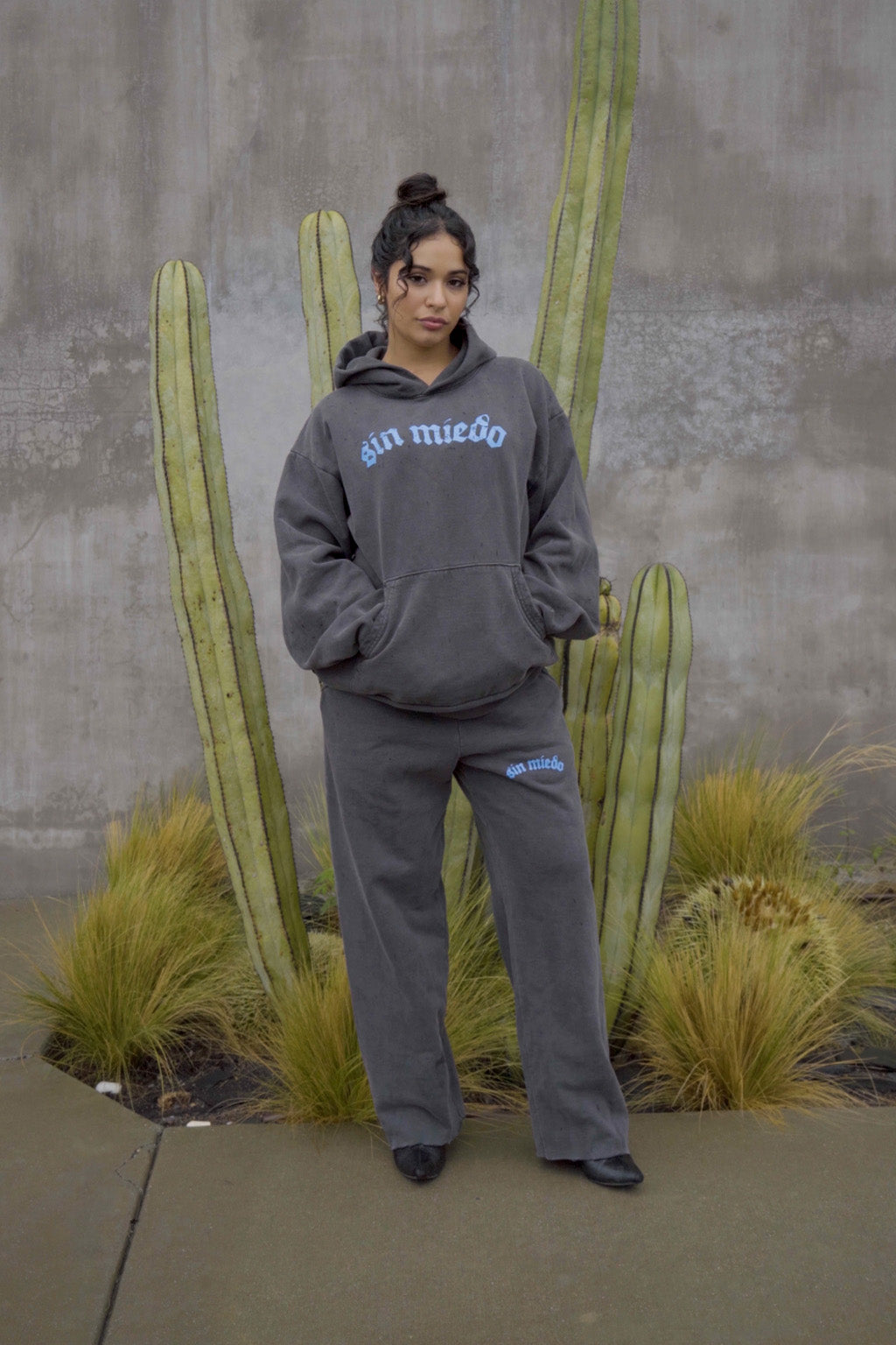 NOCHE AZUL HOODIE (UNISEX)